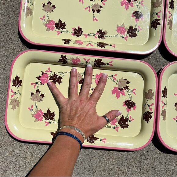 Vintage 60s MCM pink cream maple leaf serving tray lap tray tv tray set of 9 - Picture 4 of 7